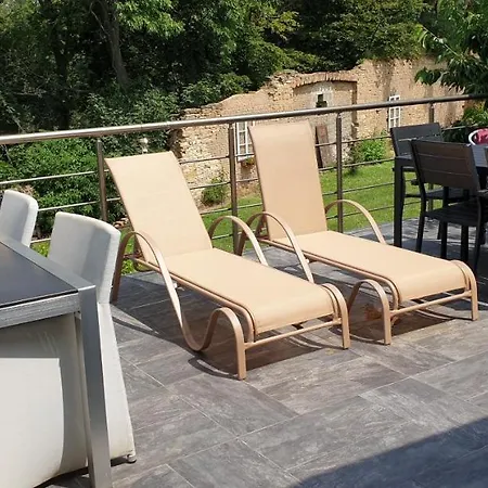 Elias Luxury